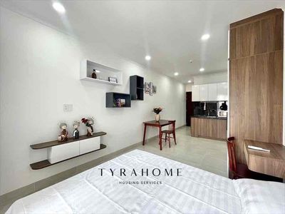 apartment 1 .35 M2 balcony. A full interior elevator 300 meters from the university.