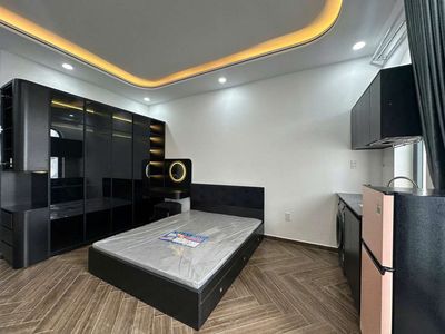 This is a beautiful new apartment - a full high-end furniture near the 6th District - huge balcony
