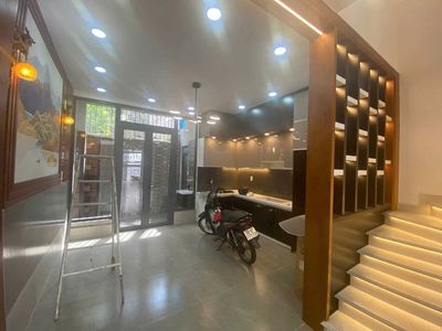 Need to rent an alley house 354/3 A Lý Thường Kiệt-714 district 10 near Lu Lu Lu Family