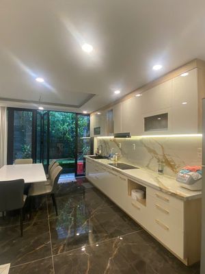 Need to rent a house 32 B Phan Sào Nam-711 Q.Zq1