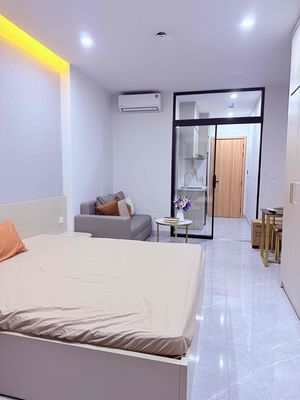 I'm the owner of the suite with 7 7 7 Tân Quy Crown 7