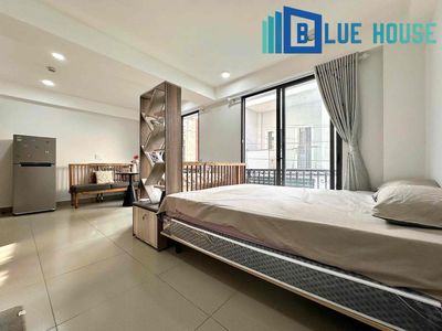 mini apartment - balcony studio 40 m2 - full furniture right at Cộng Hoà etown