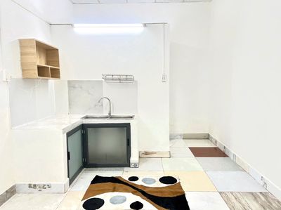 Rent a business bedroom online - near the spring square, calm down