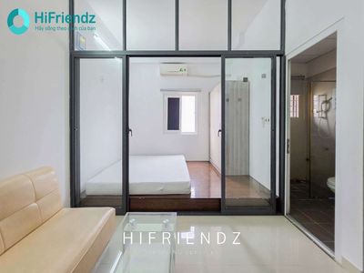 Near the Bridge, the apartment. One bedroom.