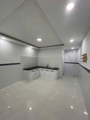 Rent a Phan Chu Trinh 4 x 20 meters 2 bedrooms for 17 million refrigerators