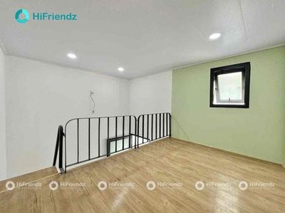 Rent a room with high guards near aeon Tân Phú commercial college.