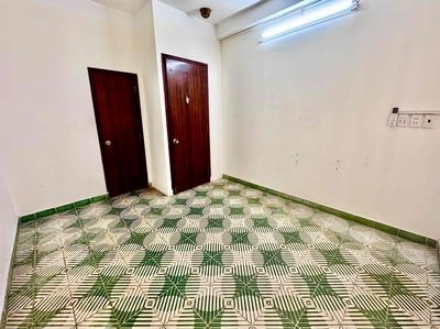 Rent the room right at the Phú Nhuận center.
