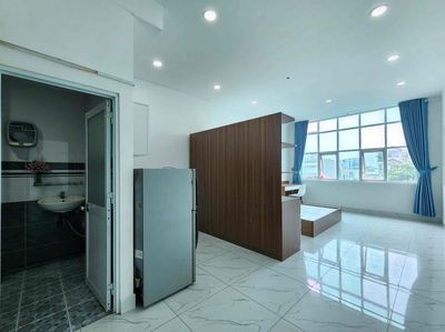 Rent a full-in-house kitchen studio with open open windows