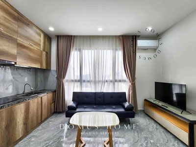 apartment 1 large window bedroom - Lâm Văn Bền, near lotte mart District 7