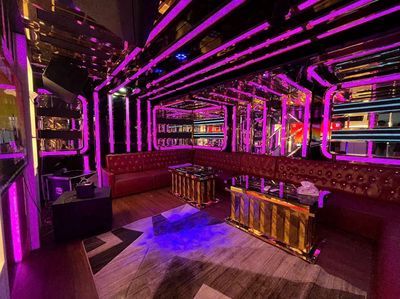 Rent the base, District 7, area 12 x 19, vault 4 floors, 75 trieu