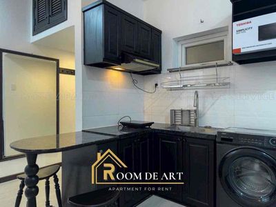 The rare Vintage apartment in downtown Third District.