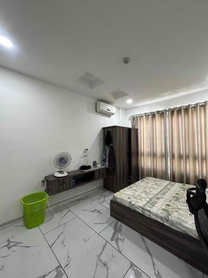 full interior width Pass studio