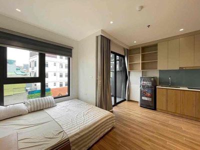 The open-air balcony room is Cát Lái District 2, near the apartment citi soho, diamond island.