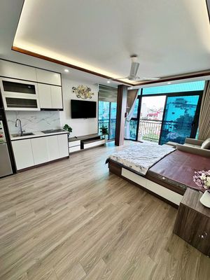 Room 40 m2_Studio large balcony, full interior, elevator 29 Nguyễn Văn Đậu