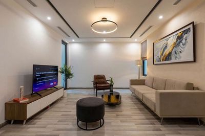 Rent a bedroom, two bedrooms, Tan Son Nhut Airport, Book Doors.