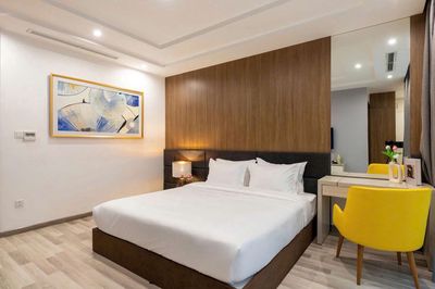 Rent a bedroom, two bedrooms, Tan Son Nhut Airport, Book Doors.