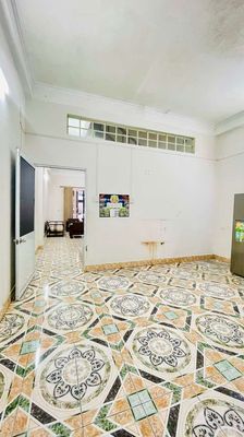Renting the entire building 5 X18 M, 2 floors, 4 bedrooms, 3 toilets, 16 million