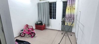 Room 4 million has its own toilet, the balcony supports the first 2 months. 3 million.