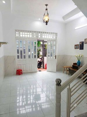 Rent a nice house for six million. Two bedrooms, two bathrooms.