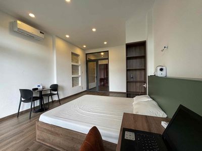 The balcony suite 40 M2 is right on the front of the road right off Hoàng Sa.