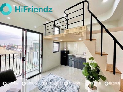 Tell Zhang Yasu to build his own balcony near the University of Hong Pang