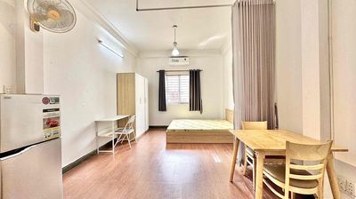 Realtor 100% Studio 100 meters from Metro Texts, Shire 1.