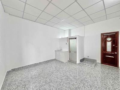 rent a window to Trần Thị Trọng-Tân Bình