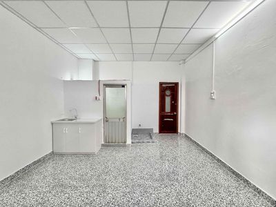 rent a window to Trần Thị Trọng-Tân Bình