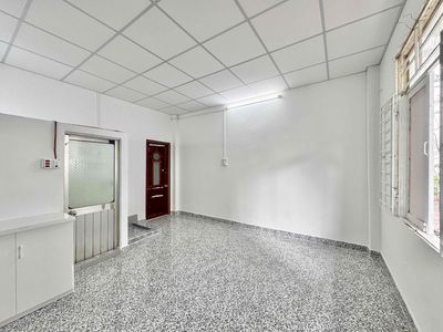 rent a window to Trần Thị Trọng-Tân Bình
