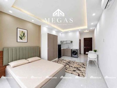 New service apartment, fresh and square, 15 minutes away.