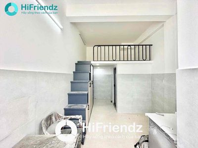 The super-stiffy balcony just built right on the mango hill near the bv Bình Tân.