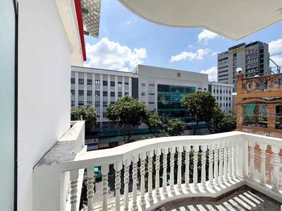 Rent a bedroom with a big balconies in the Royal City complex.
