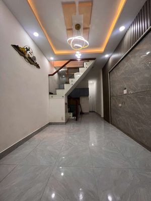Rents 1/Chiến Lược - . . . east 7.5 trieu-two bedrooms-car alleys