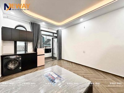 High-level apartment full of hyper-spoiled bactol near the sixth district.