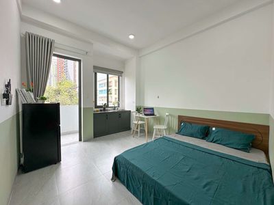 The balcony studio - full beautiful interior - near sala, ballon
