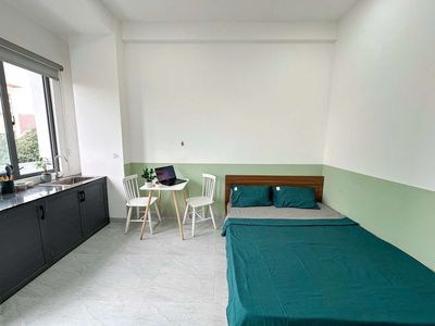 The balcony studio - full beautiful interior - near sala, ballon