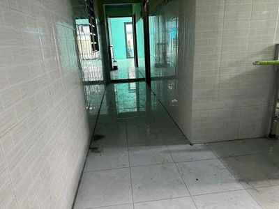 Renting a house of 135 meters per month.