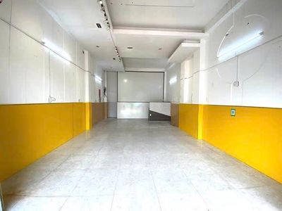 Rent Phạm Văn Đồng Bình Thạnh, 5 x10 meters, broad sidewalk
