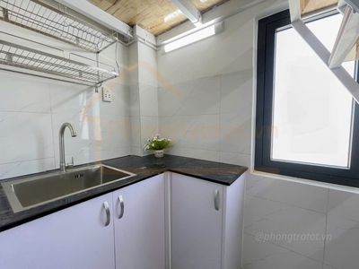 Clear a window room. Liên khu 4-5.