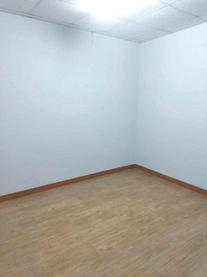 Rent cheap housing pmqt tch District 12 200 meters a floor 3 bedroom 2 car toilet 8 million vip
