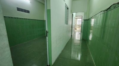 The Lạc Long Quân Main House - 6 bedroom 4 toilets - 4 x 18 meters
