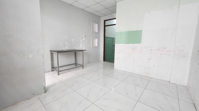 The Lạc Long Quân Main House - 6 bedroom 4 toilets - 4 x 18 meters