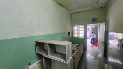 The Lạc Long Quân Main House - 6 bedroom 4 toilets - 4 x 18 meters