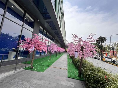 Rent a Topaz Elite aeon District 8-2 bedrooms 9.5 million a month, 3 bedrooms 13 million a month.