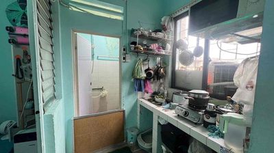 Rent apartment A4 Phan Xích Long 28 meters. One bathroom bedroom. A full house of 7.5 million.