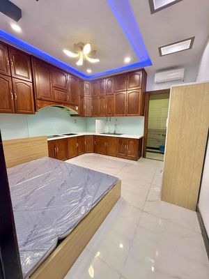 The ground floor studio-- full interior-- 5.5 million.