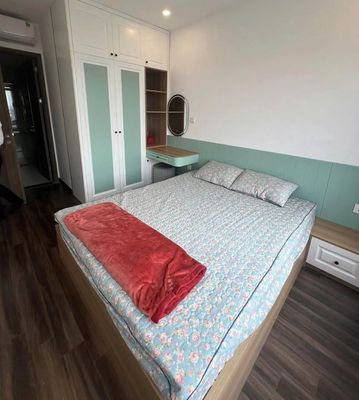 Rent C/c Plaza Republic, 717 Good-Two bedrooms, ntcb at 12 million a month.