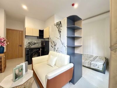 Rent room between 5 million and 9 million a month.