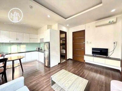 City 1 High Bedroom - Big Heavenly Window, District 1