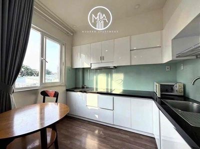 City 1 High Bedroom - Big Heavenly Window, District 1